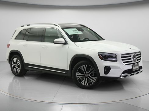 New 2026 Mercedes-Benz GLB 250 image 13
