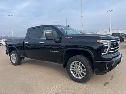 Used 2025 Chevrolet Silverado 2500 LT w/ Z71 Chrome Sport Edition