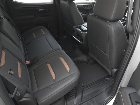 New 2026 GMC Sierra 1500 AT4 w/ AT4 Premium Package image 37