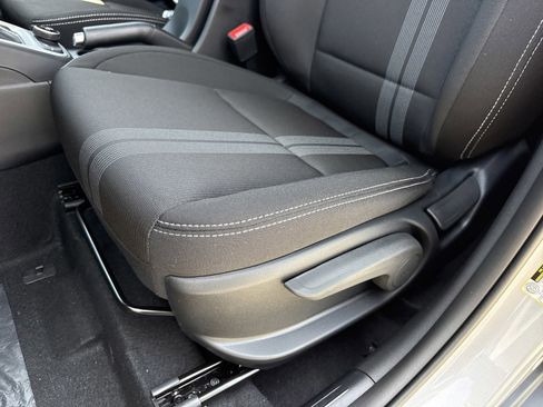 New 2026 Hyundai Venue SEL FWD image 11