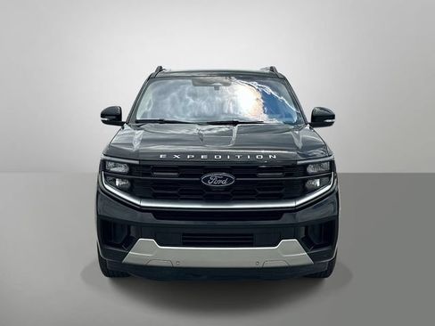 Used 2025 Ford Expedition Platinum AWD/4WD image 23