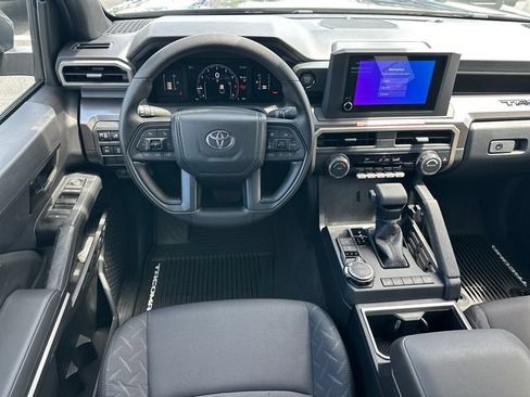 Used 2026 Toyota Tacoma SR5 AWD/4WD image 7