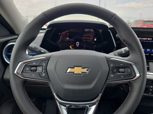 New 2026 Chevrolet Trax LT w/ Driver Confidence Package image 20