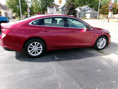 Used 2018 Chevrolet Malibu LT image 5