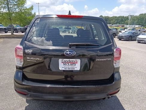 Used 2018 Subaru Forester 2.5i AWD/4WD image 4