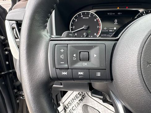 Used 2023 Nissan Rogue SL AWD/4WD image 20