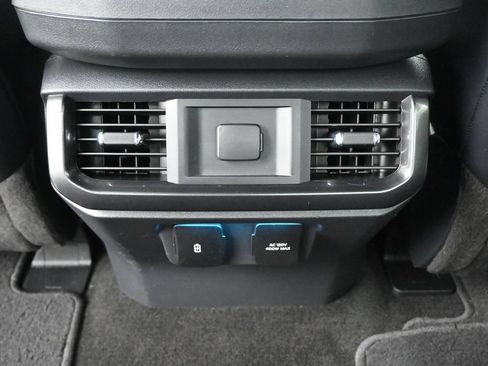 Used 2021 Ford F150 Lariat AWD/4WD image 22