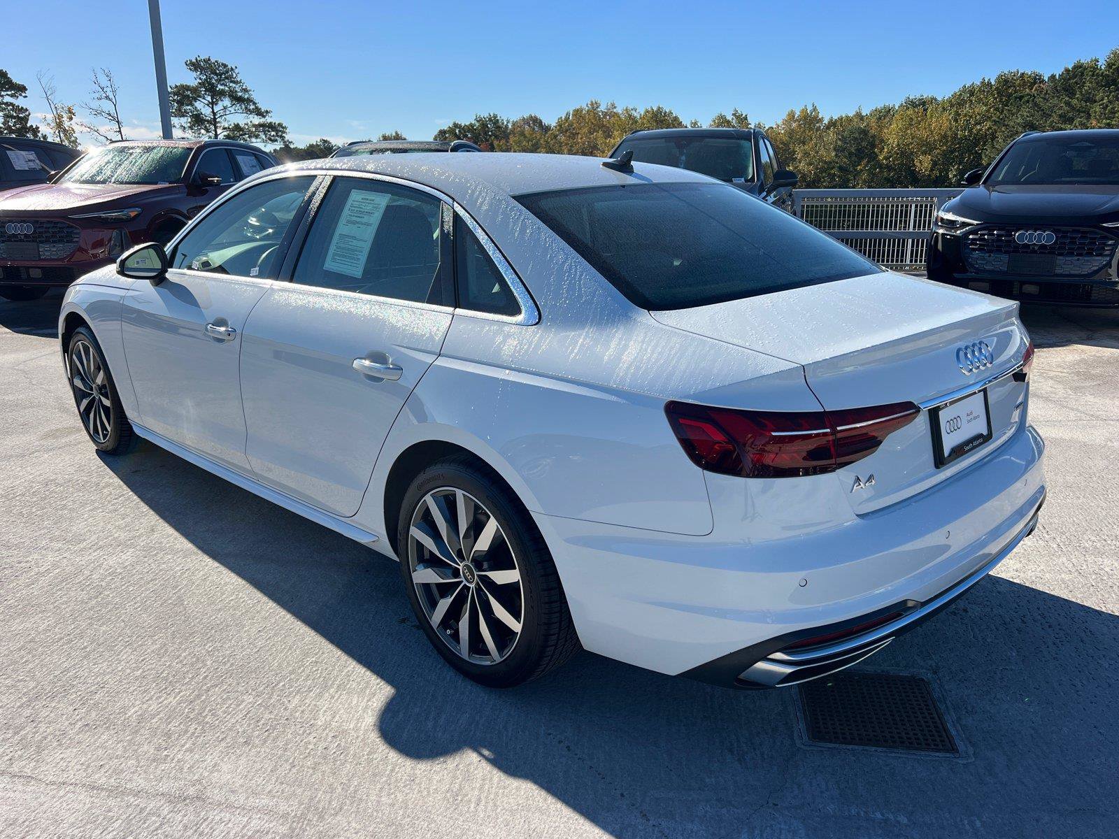 Used 2023 Audi A4 2.0T Premium w/ Convenience Package AWD/4WD image 7