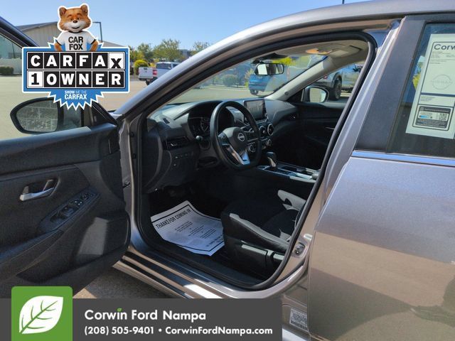 Used 2024 Nissan Sentra SV FWD image 9