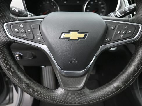Used 2023 Chevrolet Equinox LT FWD image 17