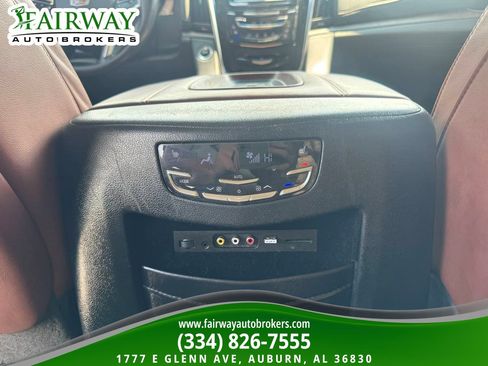 Used 2016 Cadillac Escalade ESV Luxury RWD image 27