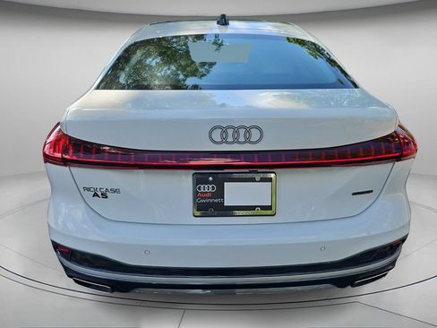 Used 2025 Audi A5 2.0T Premium Plus w/ Premium Plus AWD/4WD image 4