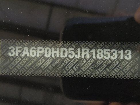 Used 2018 Ford Fusion SE FWD image 33