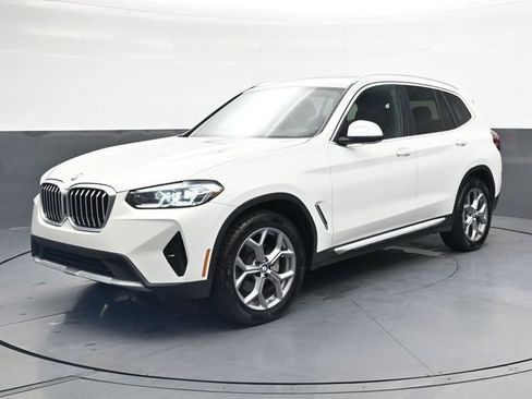 Used 2024 BMW X3 xDrive30i AWD/4WD image 10