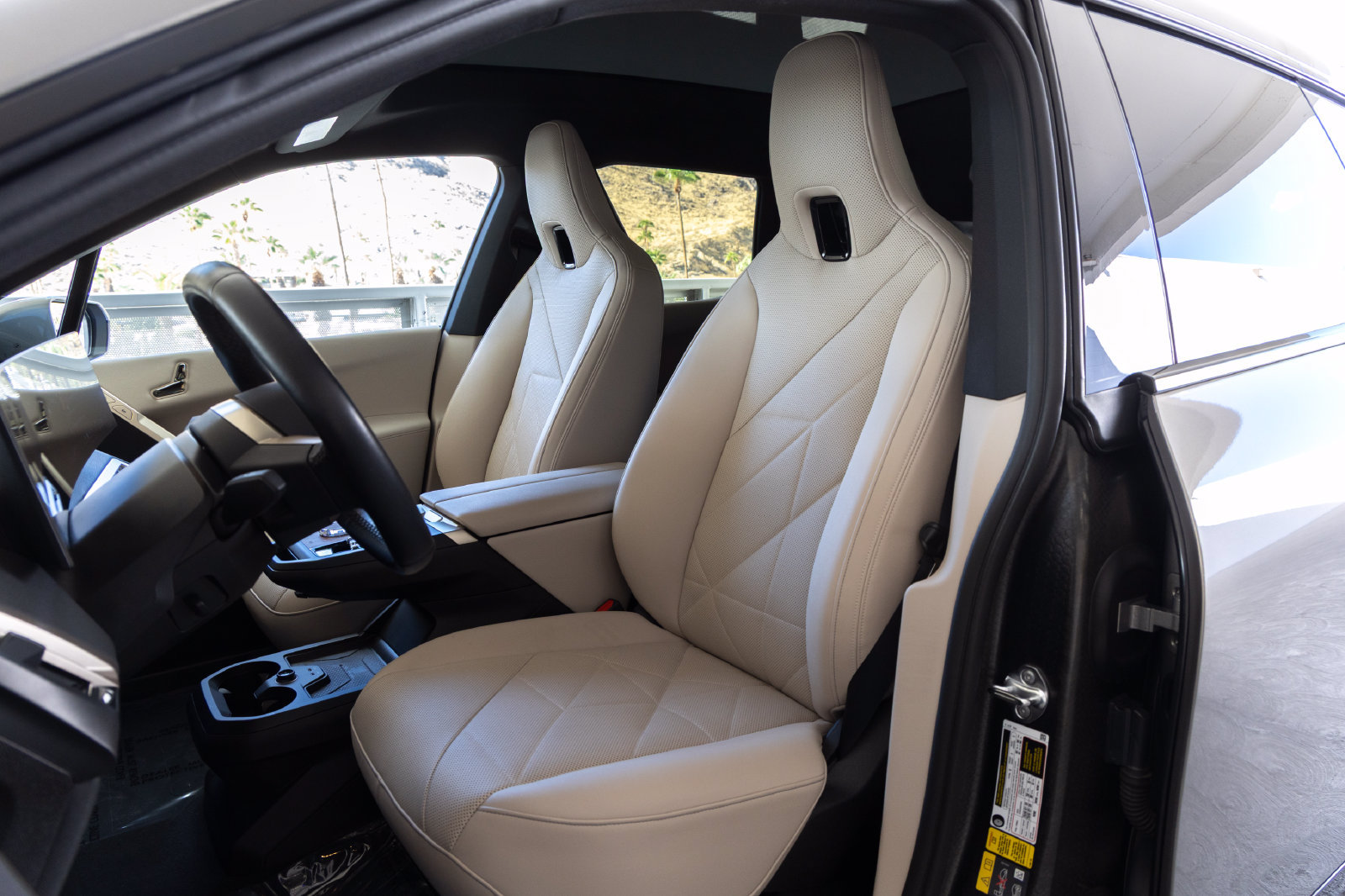 Certified 2024 BMW iX xDrive50 w/ Sport Package AWD/4WD image 20