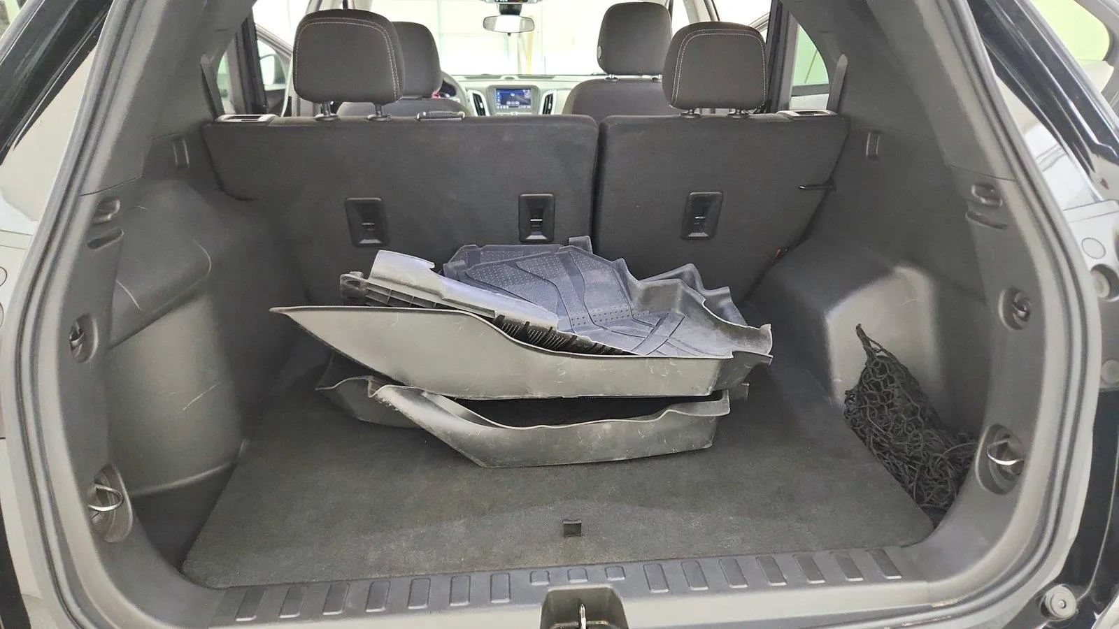 Used 2023 Chevrolet Equinox LS w/ LS Convenience Package FWD image 36