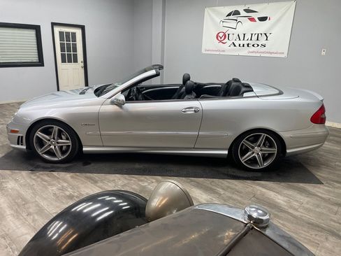 Used 2007 Mercedes-Benz CLK 63 AMG Cabriolet image 8