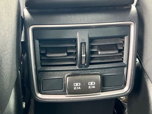 Used 2024 Subaru Forester Premium image 14