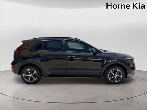 New 2026 Kia Niro LX FWD image 3
