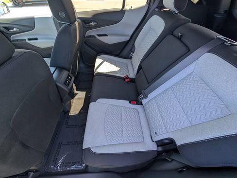 Used 2024 Chevrolet Equinox LS w/ LS Convenience Package FWD image 13