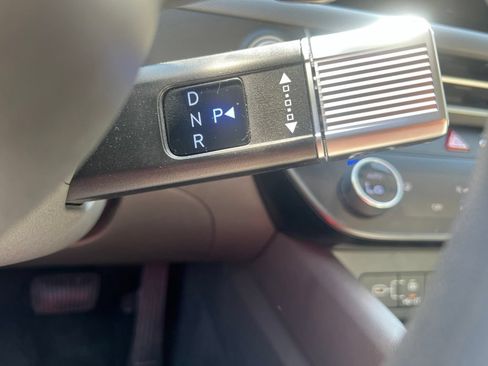 Used 2025 Hyundai Sonata SEL FWD image 9