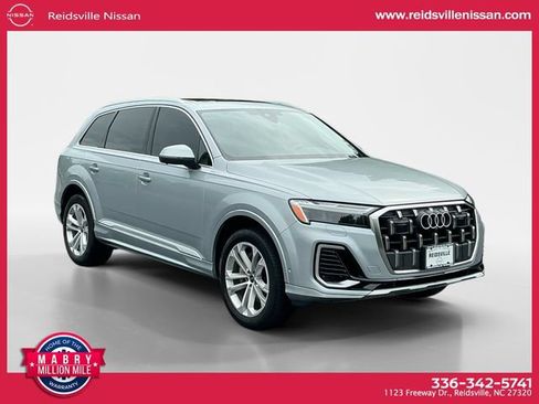 Used 2025 Audi Q7 3.0T Premium Plus AWD/4WD image 7