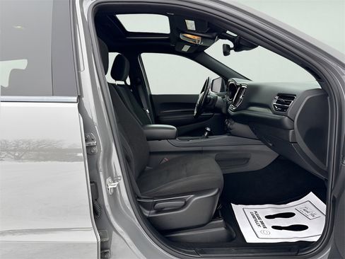 Used 2023 Dodge Durango SXT w/ SXT Blacktop Group image 10
