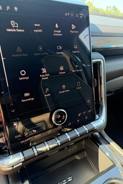 New 2026 GMC Yukon Elevation AWD/4WD image 13
