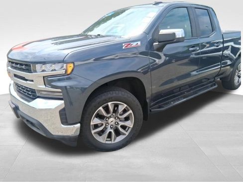 Used 2021 Chevrolet Silverado 1500 LT AWD/4WD image 16