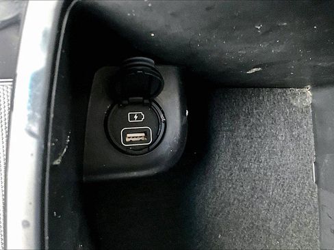 Used 2019 Kia Sorento EX FWD image 16