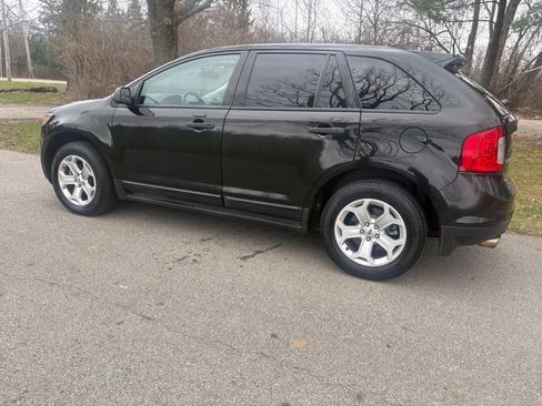 Used 2013 Ford Edge SE image 5