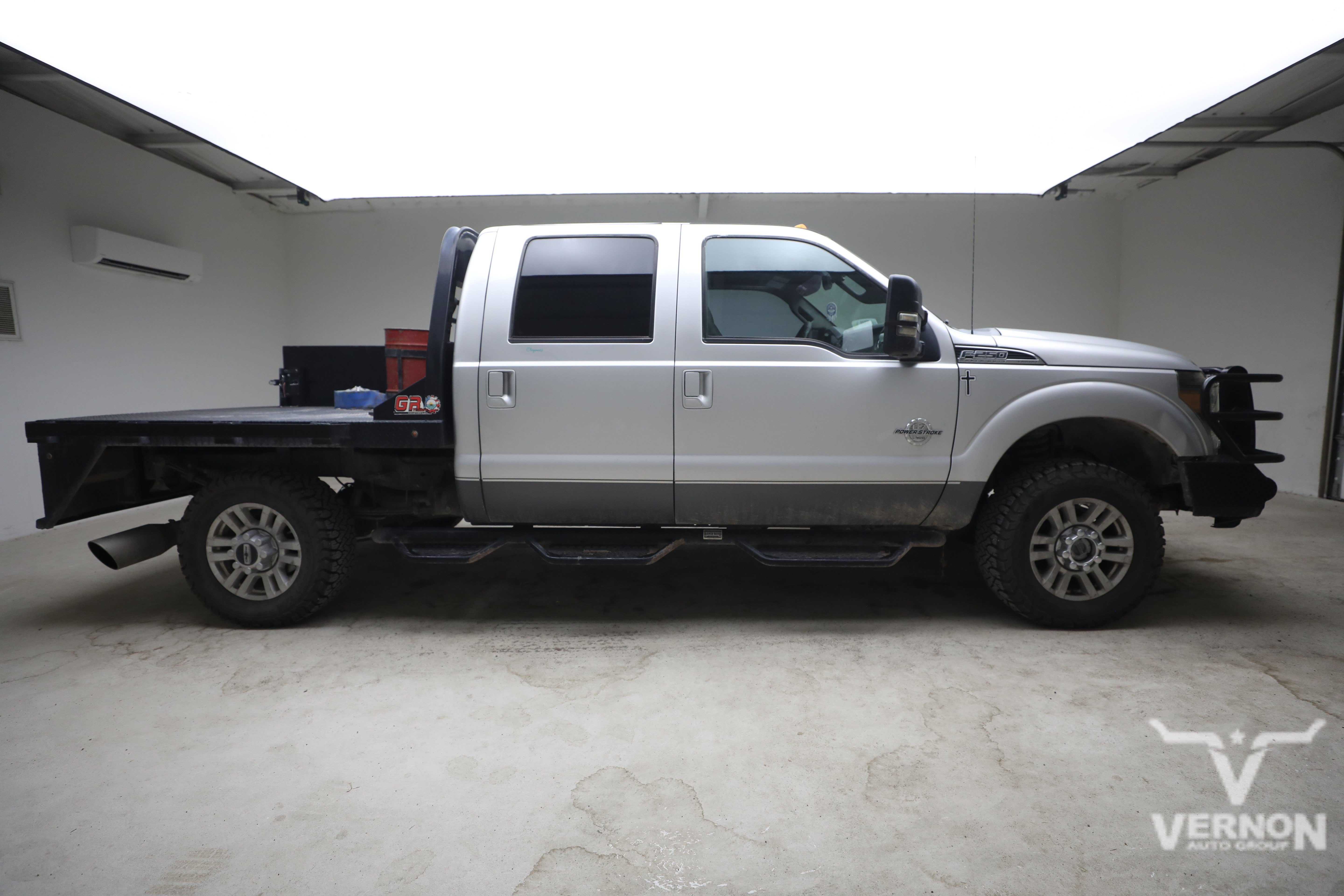 Used 2011 Ford F250 Lariat w/ Lariat Interior Pkg AWD/4WD image 5