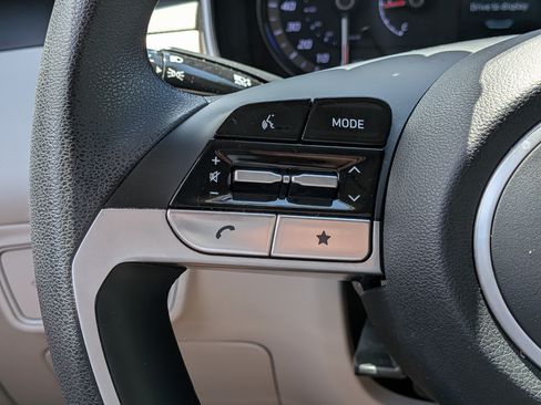 Used 2023 Hyundai Tucson SEL FWD image 25