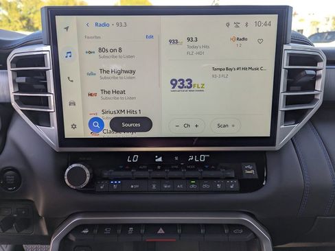 Used 2025 Toyota Tundra Platinum image 19