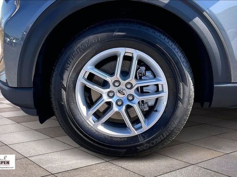 New 2026 Ford Explorer Active w/ Active Comfort Package image 11