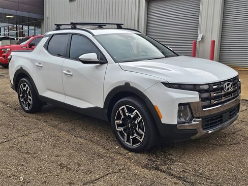 Certified 2025 Hyundai Santa Cruz Limited image 1