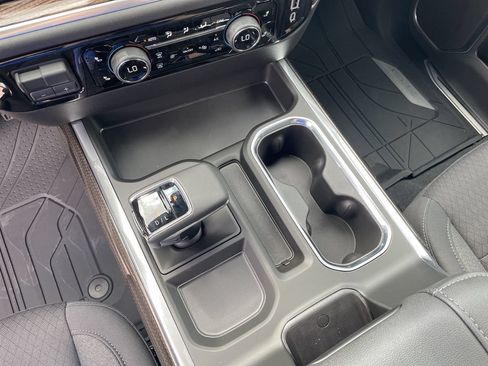 New 2026 Chevrolet Silverado 1500 RST w/ Redline Edition AWD/4WD image 25