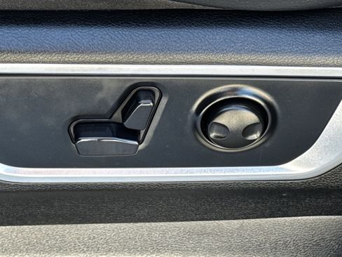 Used 2025 RAM 1500 Laramie w/ Sport Appearance Package image 30