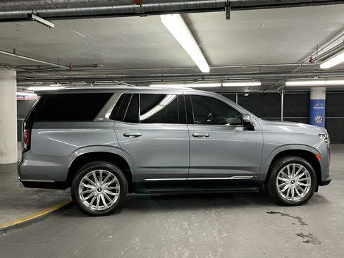 Used 2022 Cadillac Escalade Premium Luxury w/ LPO, Illumination Package image 41