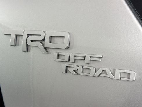 Certified 2024 Toyota 4Runner TRD Off-Road Premium image 14