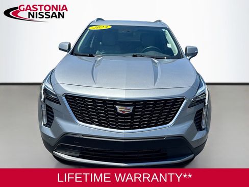 Used 2023 Cadillac XT4 Premium Luxury w/ Cold Weather Package FWD image 2