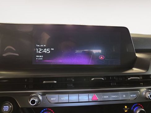 Used 2024 Kia Telluride LX AWD/4WD image 15