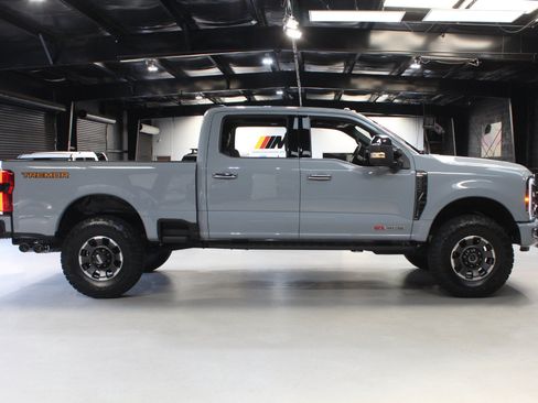 Used 2024 Ford F250 Platinum w/ Tremor Off-Road Package AWD/4WD image 91