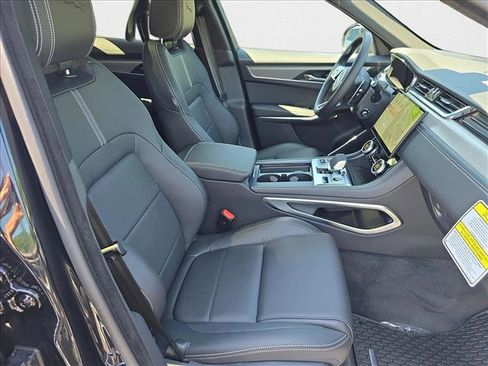 New 2026 Jaguar F-PACE R-Dynamic S image 7