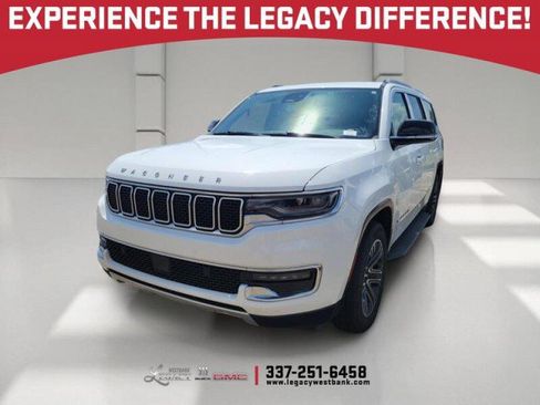 Used 2024 Jeep Wagoneer L Series II RWD image 1