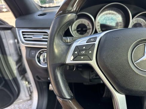 Used 2016 Mercedes-Benz E 350 Sedan image 23