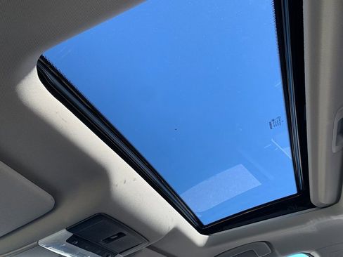 New 2025 Nissan Altima 2.5 SR w/ SR Premium Package image 16