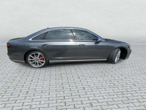 Used 2022 Audi S8 AWD/4WD image 9
