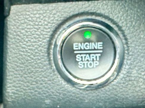 Used 2020 Ford Expedition Limited w/ Equipment Group 303A AWD/4WD image 18