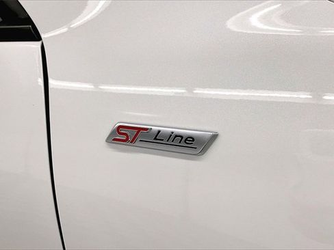 Used 2023 Ford Escape ST-Line Elite image 33